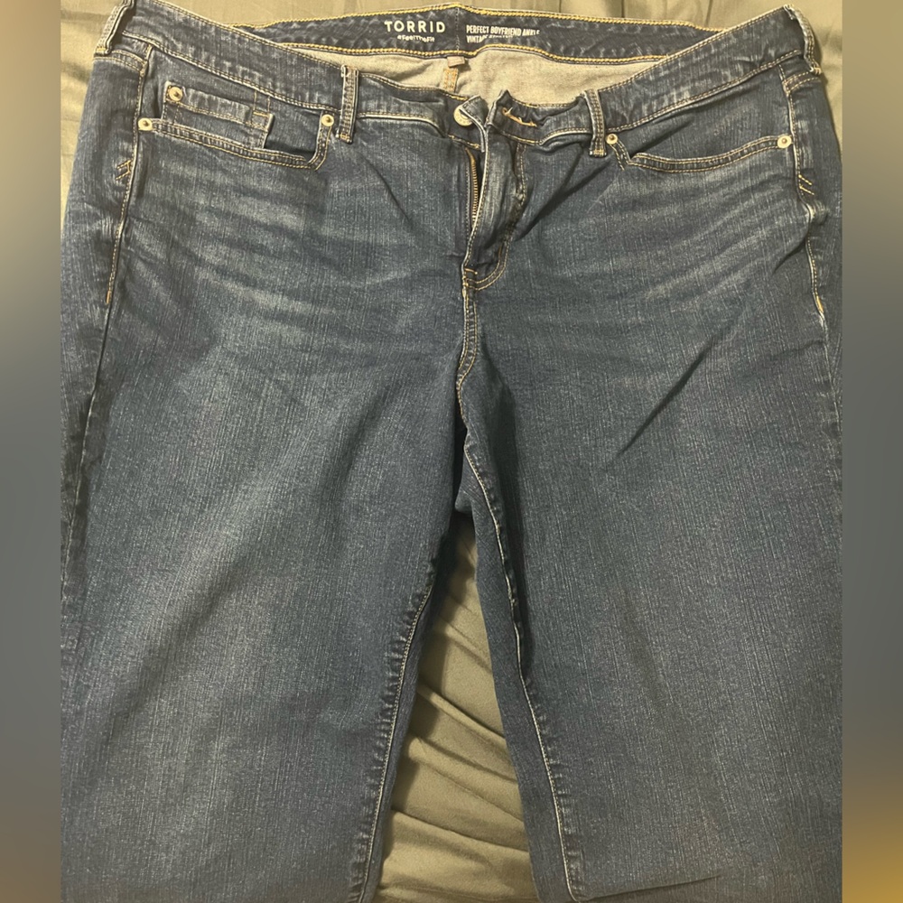 Torrid boyfriend ankle jeans